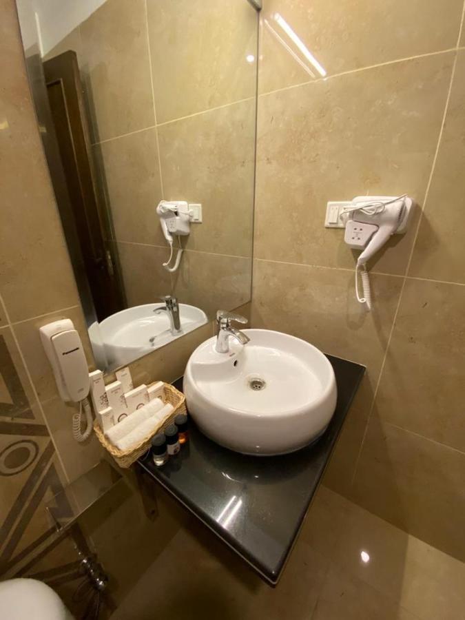 Grand Mongolia Hotel Равалпинди Екстериор снимка