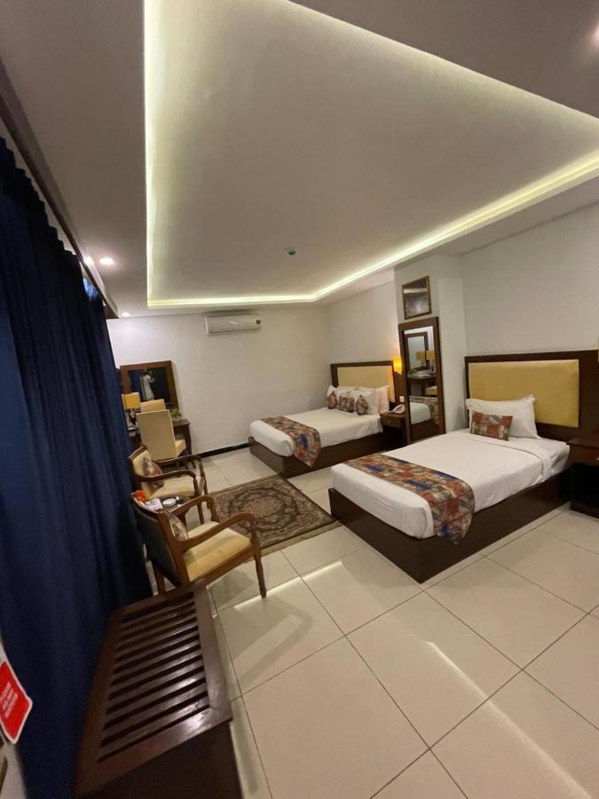 Grand Mongolia Hotel Равалпинди Екстериор снимка