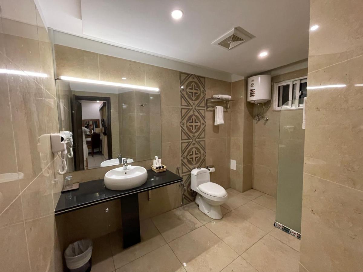 Grand Mongolia Hotel Равалпинди Екстериор снимка